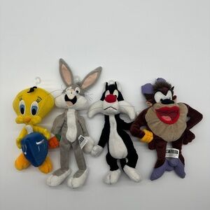 Looney Tunes Plush Toy Set